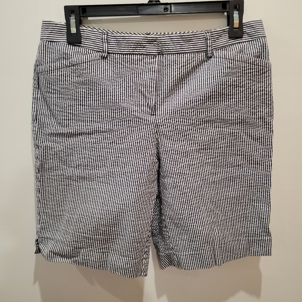 Charter Club seersucker Bermuda shorts sz 8p